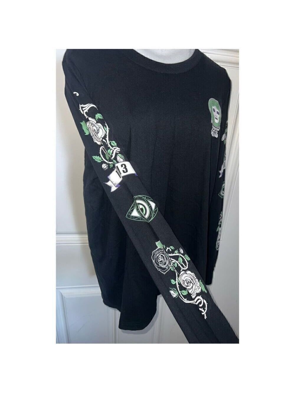 Her Universe Disney The Haunted Mansion Madame Leota Symbols Girls Long-Sleeve T - Picture 4 of 11